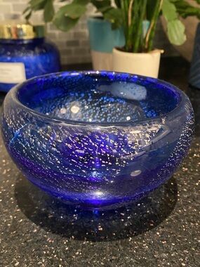 Beautiful Blue Glass Bowl - Gorgeous Designs